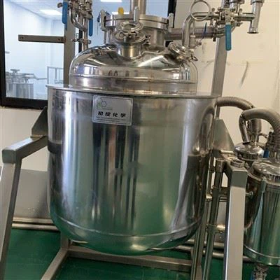 অ্যাচিভ কেম - আমেরিকান গ্রাহকের জন্য স্টেইনলেস স্টিল চুল্লি সরবরাহ করে